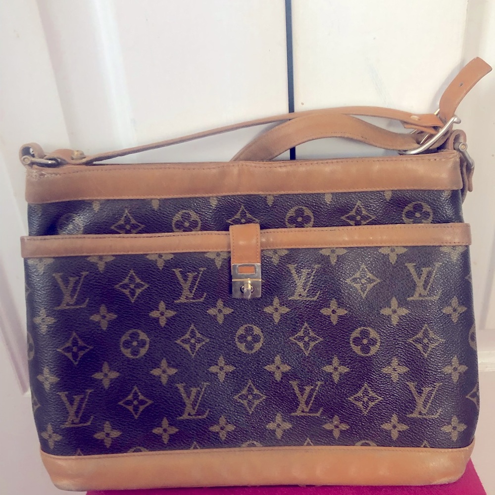 PRICE DROP Vintage 70”s Louis Vuitton handbag ❤️⭐️ - Picture 1 of 9